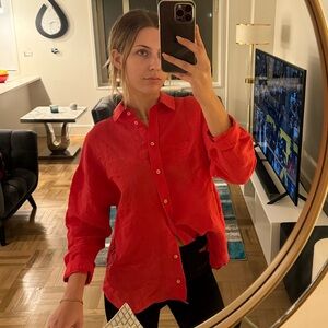 Brand new ‘Zara’ Red Button Up shirt XS/S